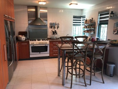 Co-living/working village life  - Shek Mun Kap Village