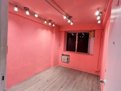 客人/路人一出電梯就見到你間鋪 - 好景商業中心
