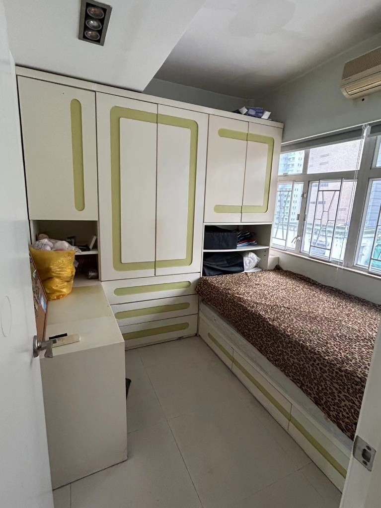 C27 Mong Kok Coliving Space near Mong Kok MTR - Mong Kok/Yau Ma Tei - Bedroom - Homates Hong Kong