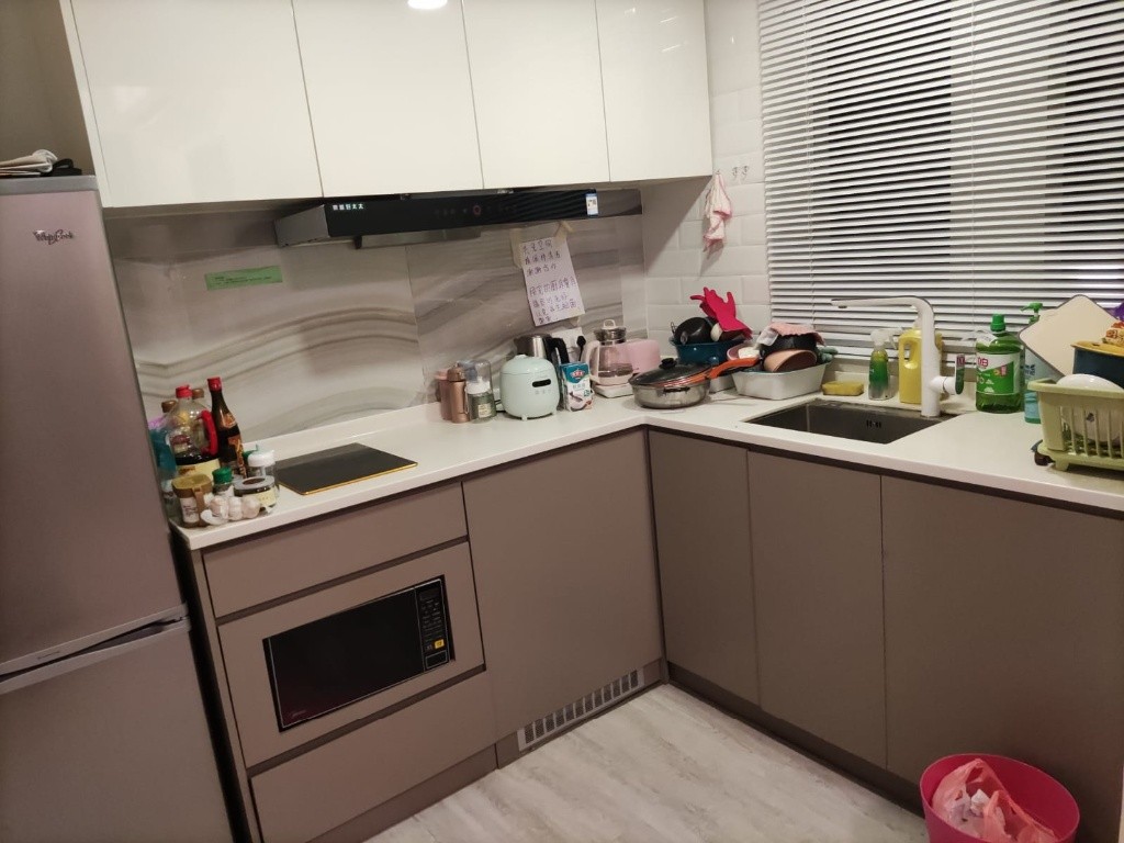 D02Yau Ma Tei female Coliving space 金堂大厦 - Mong Kok/Yau Ma Tei - Bedroom - Homates Hong Kong