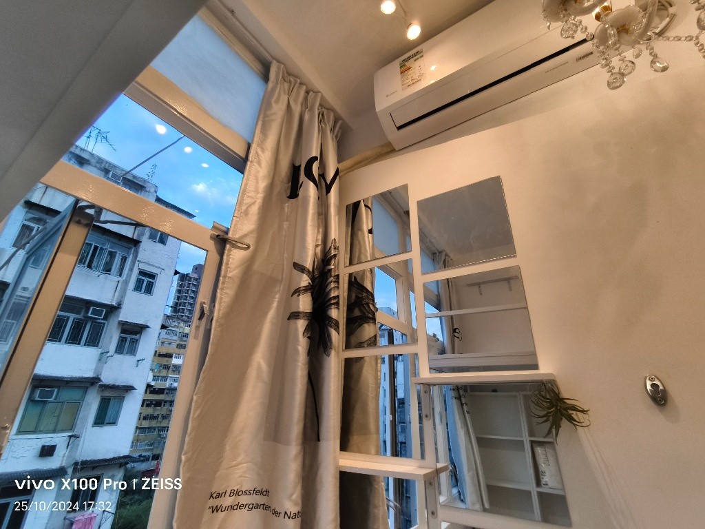 New shared apartment with separate rooftop garden 60ft to 90ft room size - 深水埗 - 房间 (合租／分租) - Homates 香港