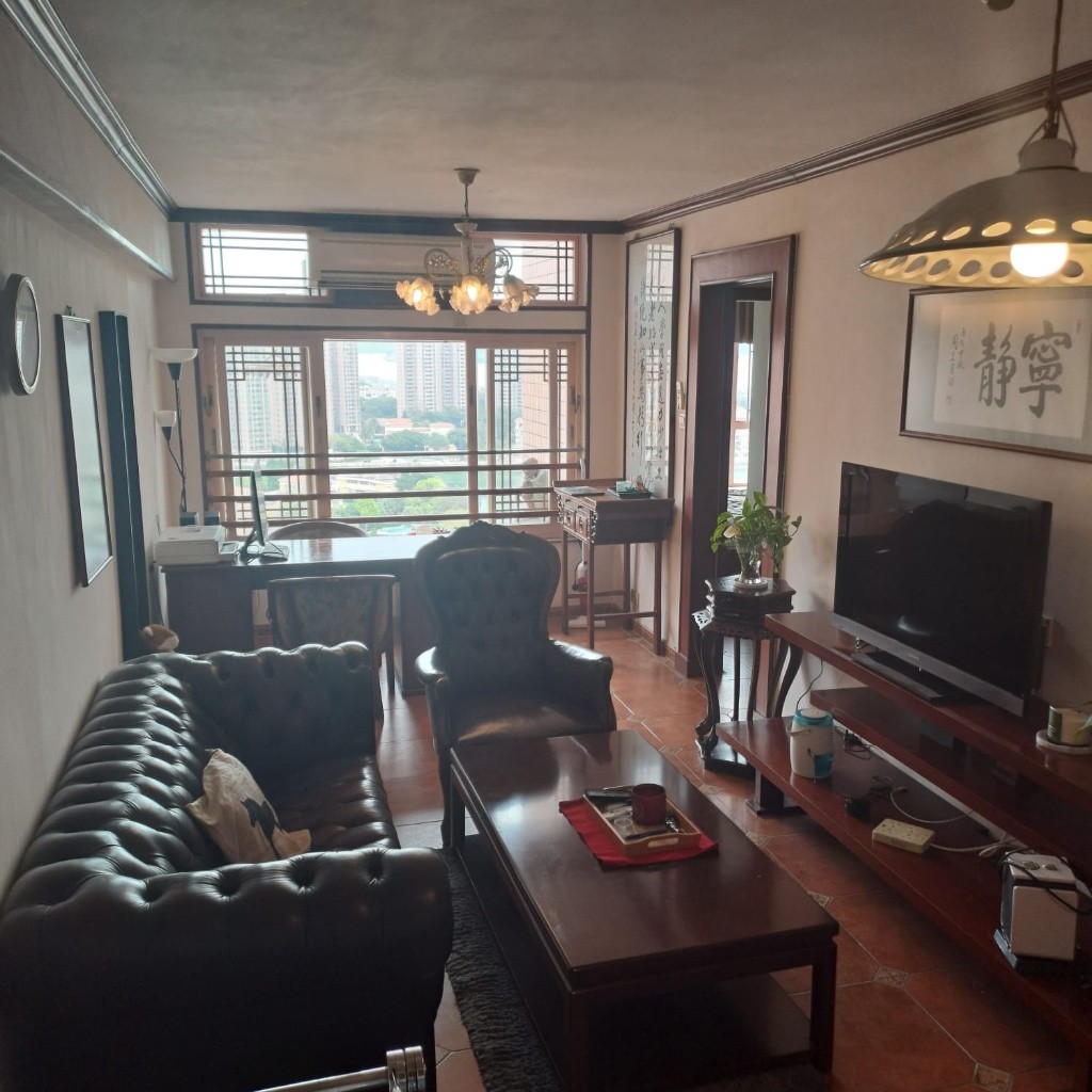 Looking for a Flat mate - Tuen Mun - Bedroom - Homates Hong Kong
