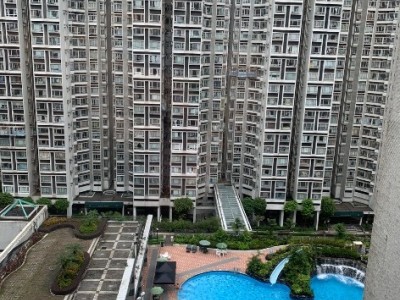 麗港城(📍業主盤*免佣*📍) 東南中層靚裝泳池景 - 麗港城1期8座中層