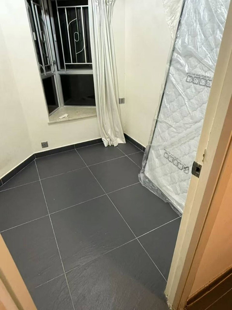 愉景新城 3房單位 細房轉租 - 荃灣 - 房間 (合租／分租) - Homates 香港