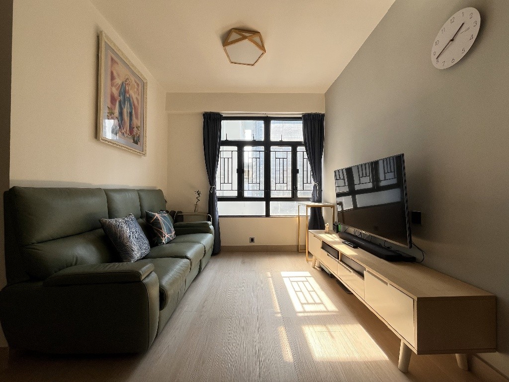 招一女室友 觀塘 分租一書睡房 光猛 全新裝修 乾淨安靜 樓下商場餐廳超市 小巴巴士地鐵 - 观塘/秀茂坪 - 房间 (合租／分租) - Homates 香港