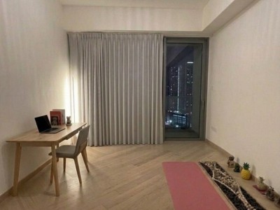 🌟【觀塘凱匯】5分鐘到地鐵站 150呎高層特大露台房出租 尋愛潔淨女室友 - 觀塘協和街33號