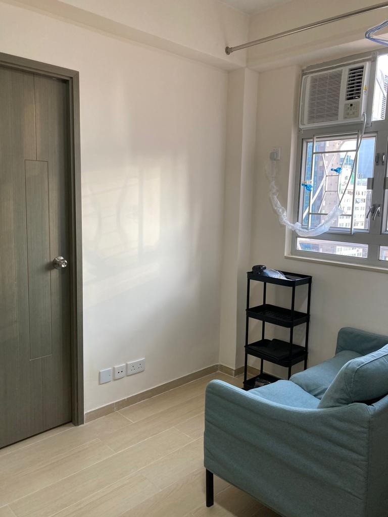 6650.2975 WhsApp Two-bedroom unit with one empty room, newly renovated, available for separate rental or shared accommodation. High floor with roof. Utilities included. Excellent ventilation, clean an - Homates 香港