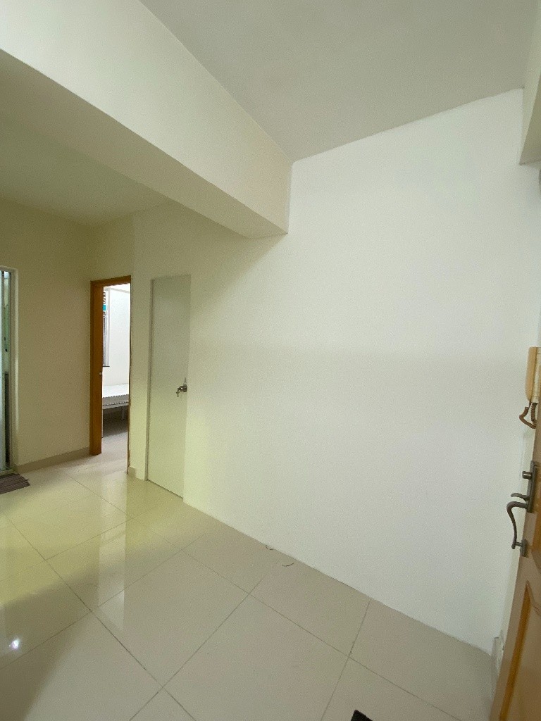 female coliving space located at Sham Shui Po Kowloon B018C - 深水埗 - 房间 (合租／分租) - Homates 香港