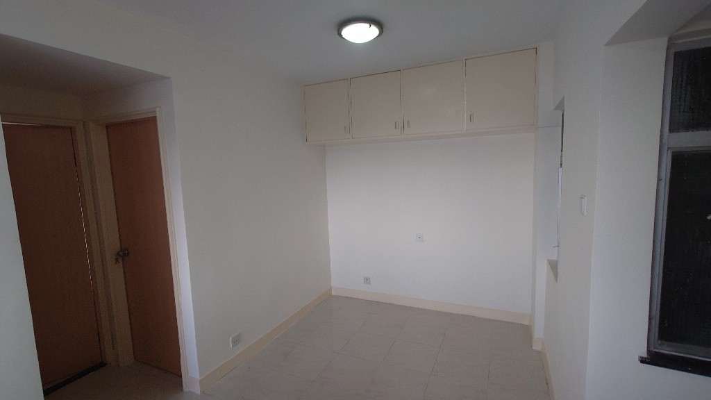 【業主自讓免佣】柴灣山翠苑高層 山海雙景 即租即住[Direct from Owner - No Commission] High-Floor Flat with Mountain &amp; Sea Views at Tsui Pui House, Shan Tsui Court, Chai Wan - 柴湾 - 住宅 (整间出租) - Homates 香港