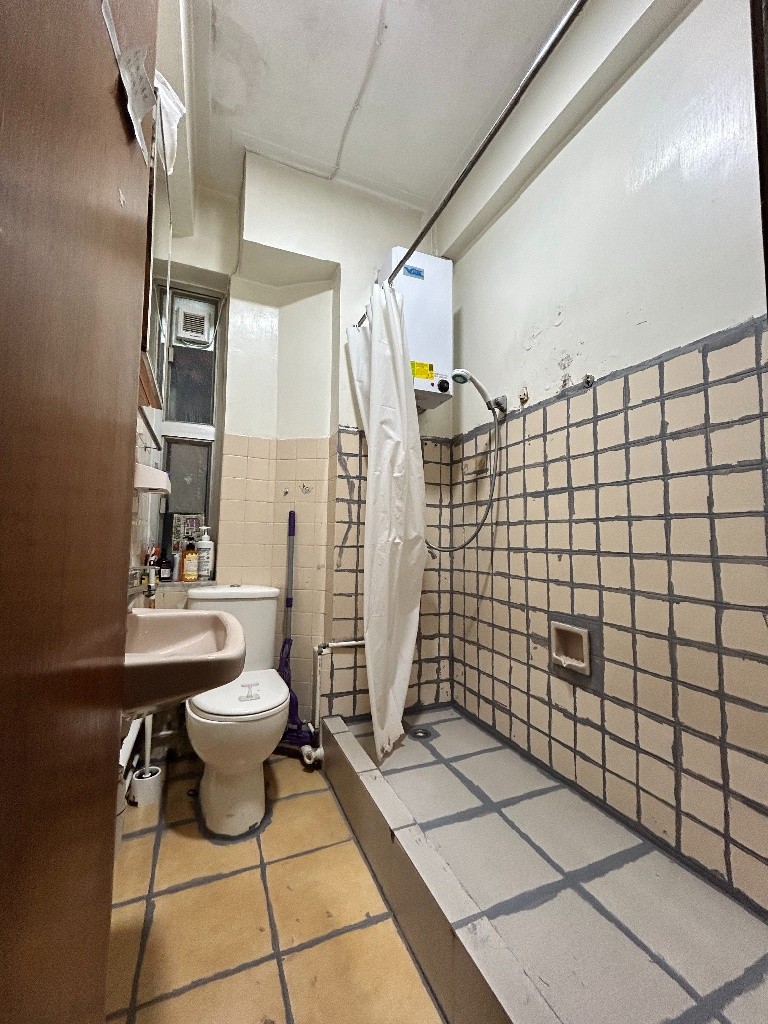 Causeway Bay Female Coliving space near MTR bus stop - 铜锣湾 - 房间 (合租／分租) - Homates 香港