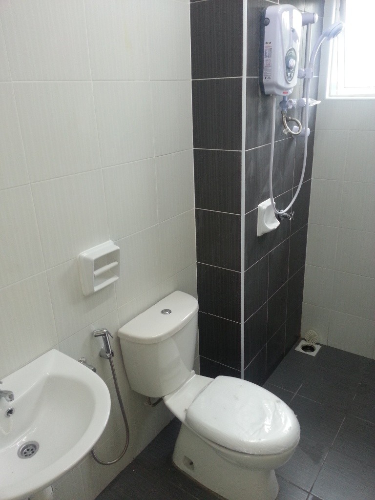 South Bayu 2 – Full-Furnished Room to Rent (Female unit) -  - 房間 (合租／分租) - Homates 馬來西亞