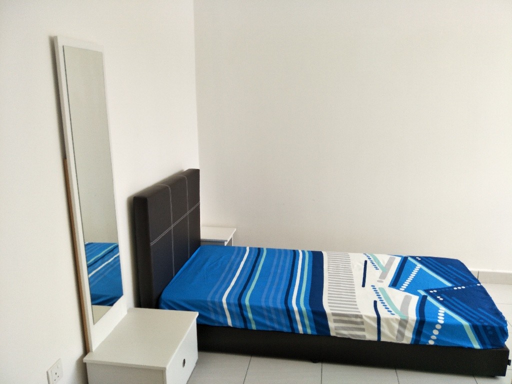 South Bayu 2 – Full-Furnished Room to Rent (Female unit) -  - 房間 (合租／分租) - Homates 馬來西亞