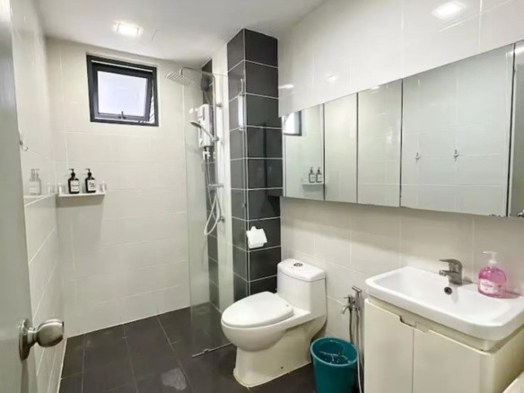 Fully Furnished Studio Unit For Rent at Villa Scott Condominium -  - Flat - Homates Malaysia