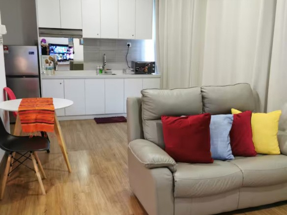 Fully Furnished Studio Unit For Rent at Country Garden Danga Bay -  - Flat - Homates Malaysia