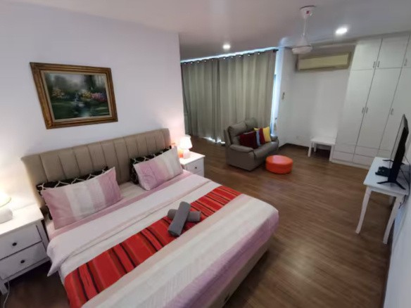 Fully Furnished Studio Unit For Rent at Country Garden Danga Bay -  - Flat - Homates Malaysia