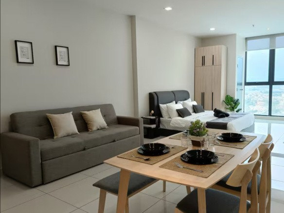 Fully Furnished Studio Unit For Rent at Paragon Suites @ CIQ -  - Flat - Homates Malaysia
