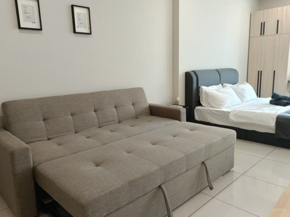 Fully Furnished Studio Unit For Rent at Paragon Suites @ CIQ -  - Flat - Homates Malaysia