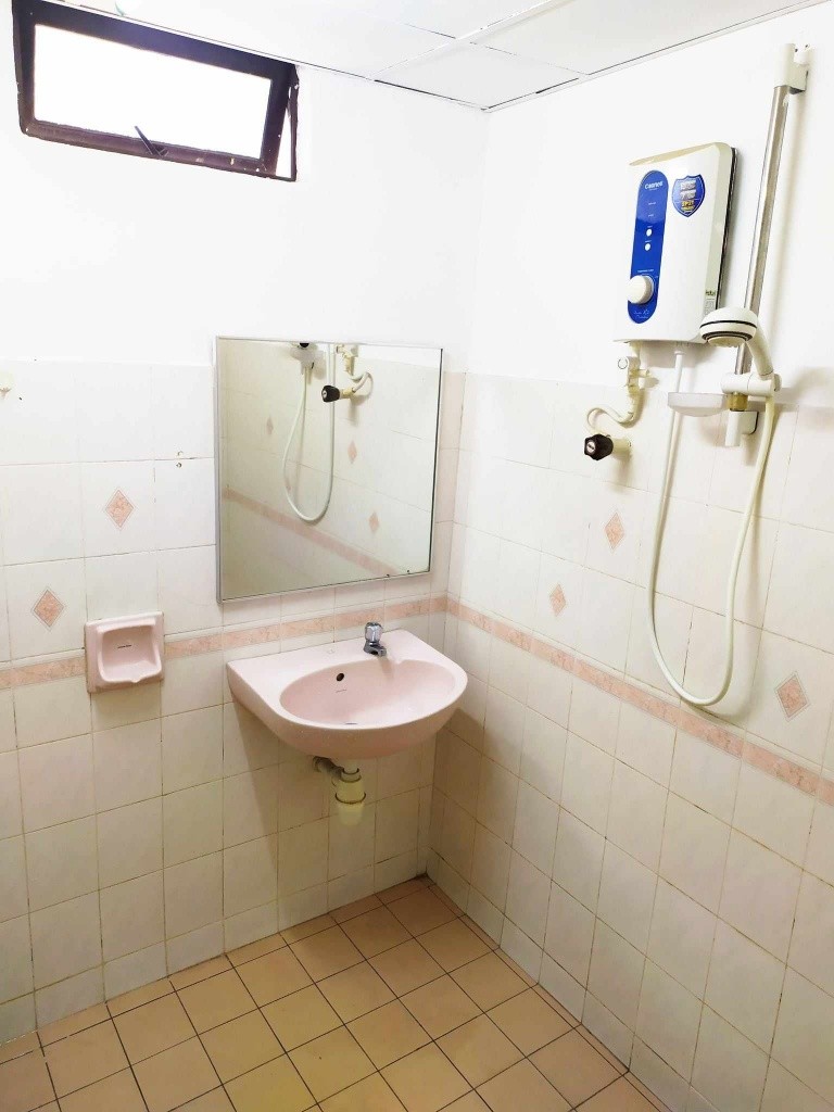 Single Room @ Vista Komanwel C, Bukit Jalil near LRT - Wilayah Persekutuan Kuala Lumpur - 房间 (合租／分租) - Homates 马来西亚