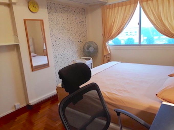 B&amp;B HOMESTAY- DELUXE BEDROOM with SEALY KING SIZE BED - Ang Mo Kio 宏茂桥 - 分租房间 - Homates 新加坡