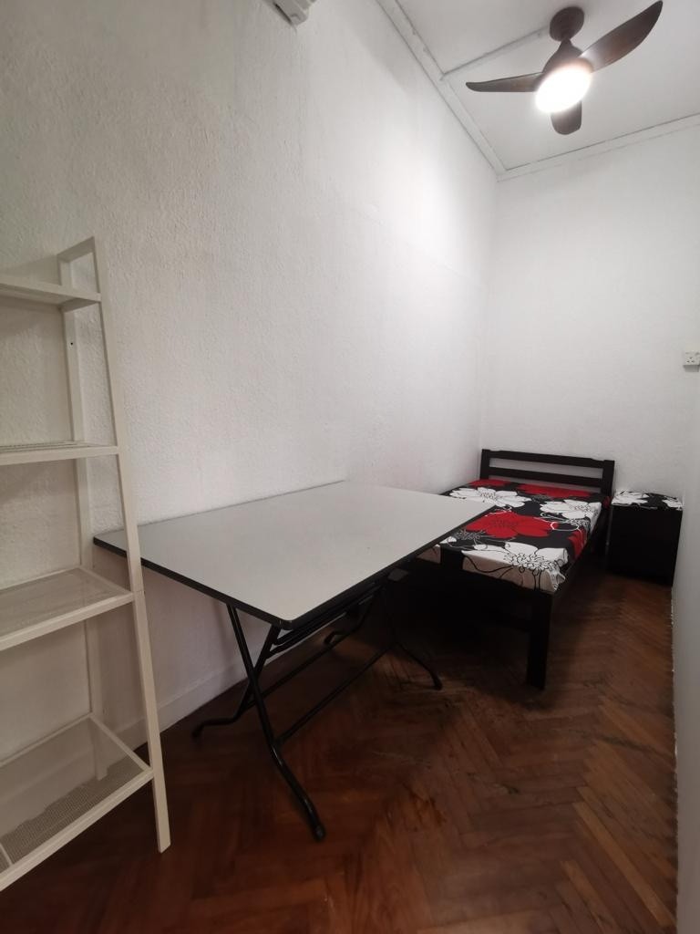 Available 1st July Common Room/Strictly Single Occupancy/no Owner