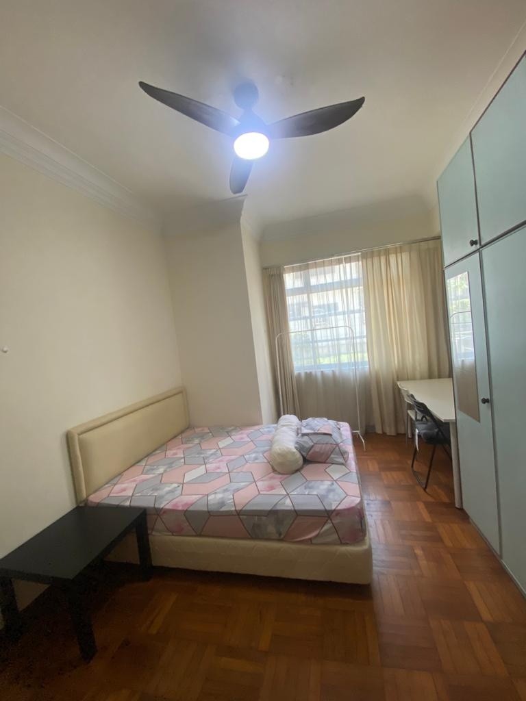 Near Newton MRT/Near Orchard MRT/Stevens MRT - Common Room for Rent 1-2 Pax, Pinetree Condo, Available 4 De - Stevens - Bedroom - Homates Singapore