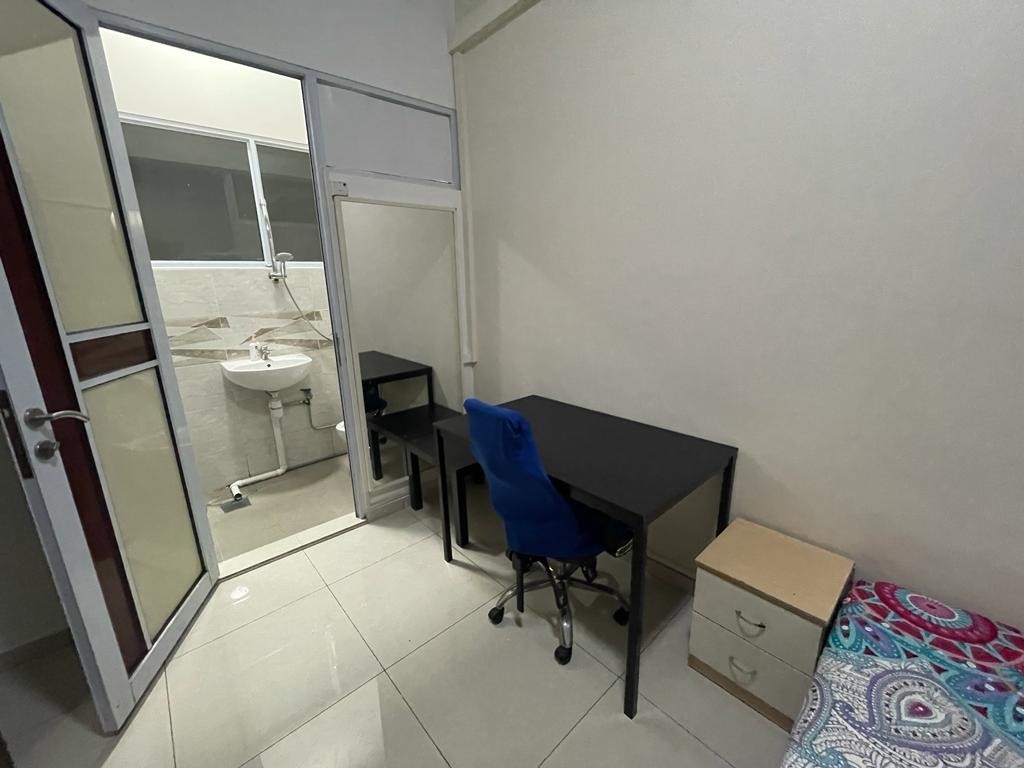 56 Eng Hoon - Outram Park/ Redhill/ Tiong Bahru/ Master Room/ Available Immediate - Tiong Bahru 中嗒鲁 - 分租房间 - Homates 新加坡