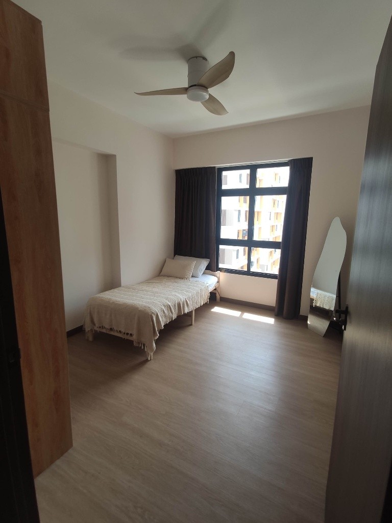 Quality Room for Rent | Will Cover Most of the Rent! - Tengah 登加 - 分租房间 - Homates 新加坡