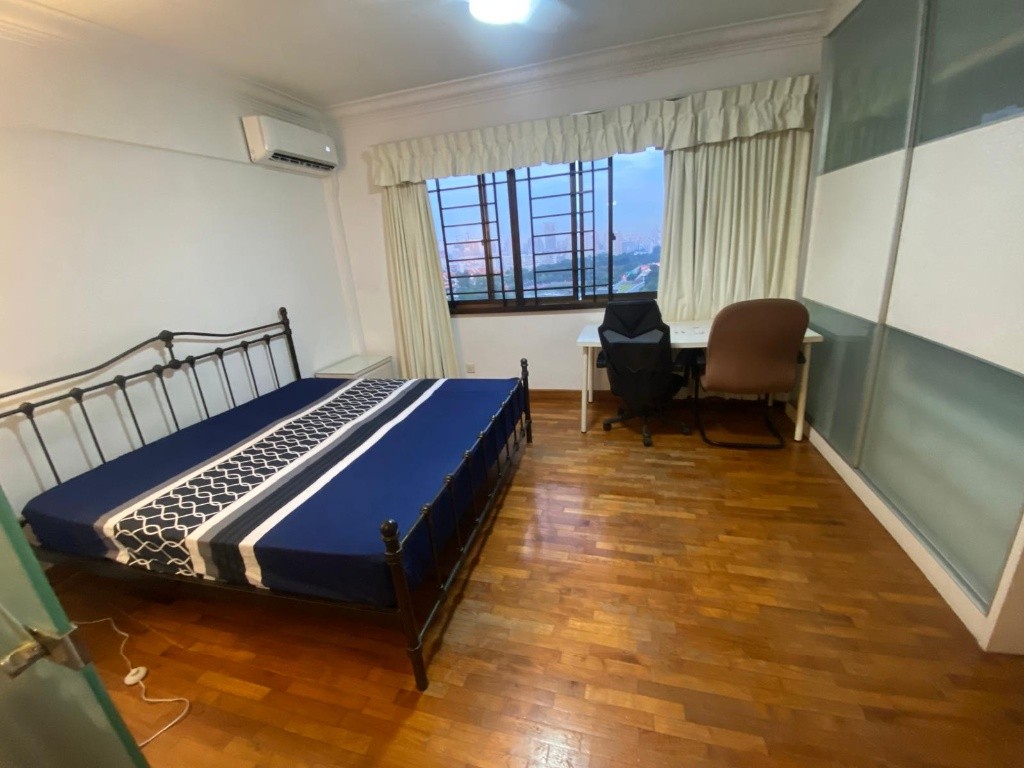 Master bed Room $1,680 SGD for 1 pax - Bishan - Bedroom - Homates Singapore