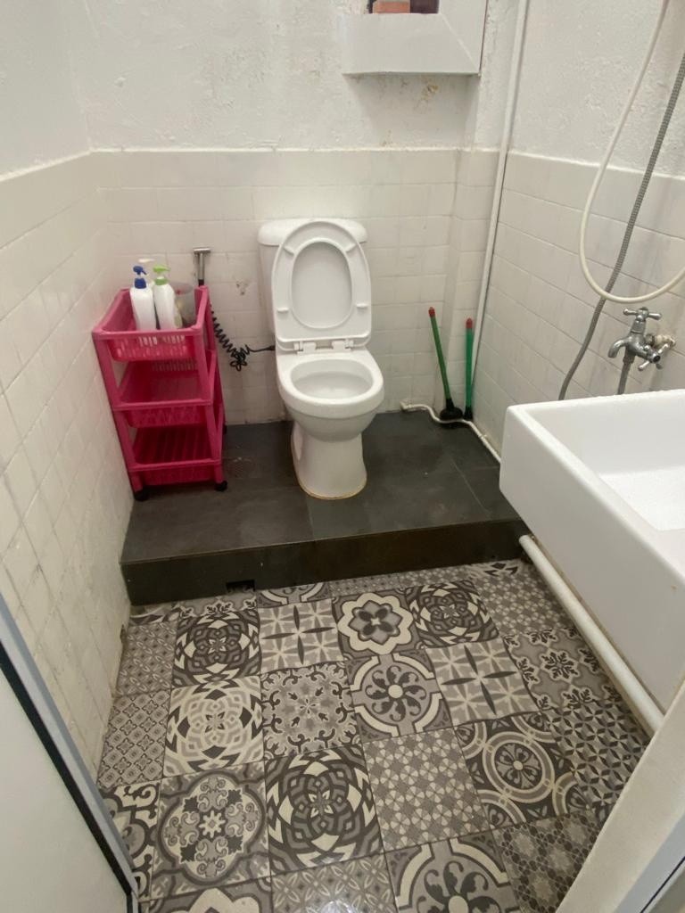 Room For Rent -  Kim Tian Road - Tiong Bahru - Flat - Homates Singapore