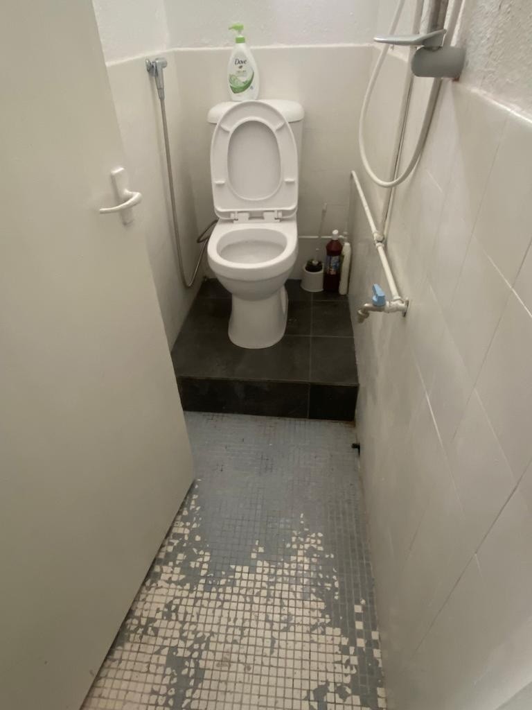Room For Rent -  Kim Tian Road - Tiong Bahru - Flat - Homates Singapore