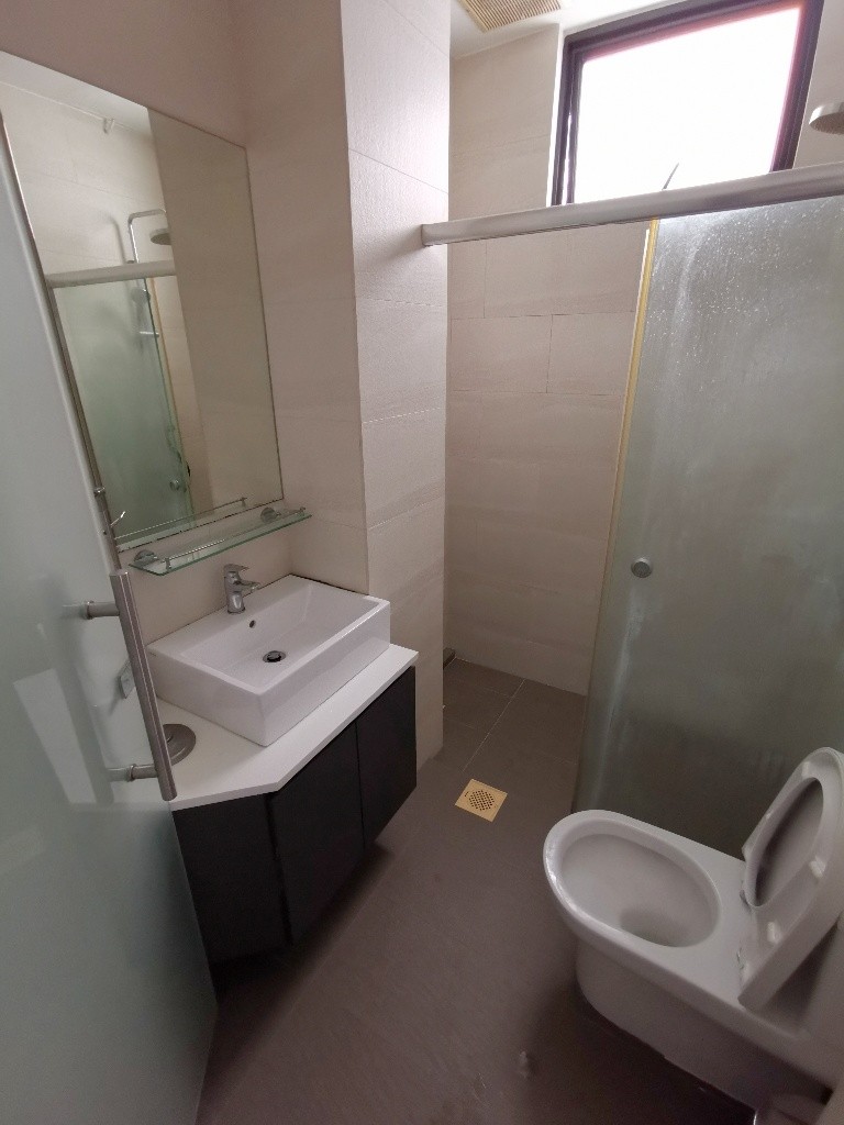 Room For Rent - 40B MAYBELLE LODGE - Eunos 友诺士 - 分租房间 - Homates 新加坡