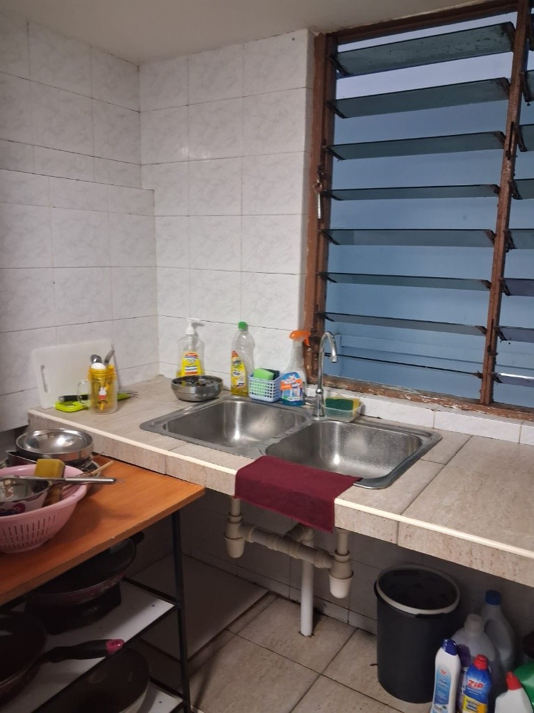 TEXTILE CENTER Immediate Available / Near Lavender MRT/Nicoll Highway MRT / Bugis MRT  /Min 3 - 12 Month Rental / For 1 pax stay / Include utilities / No owner stay - Bugis 白沙浮 - 分租房间 - Homates 新加坡
