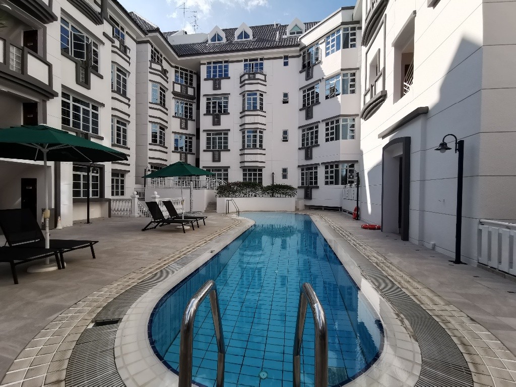 Single room for rent - Pinetree Condominium - Bukit Timah 武吉知馬 - 分租房间 - Homates 新加坡