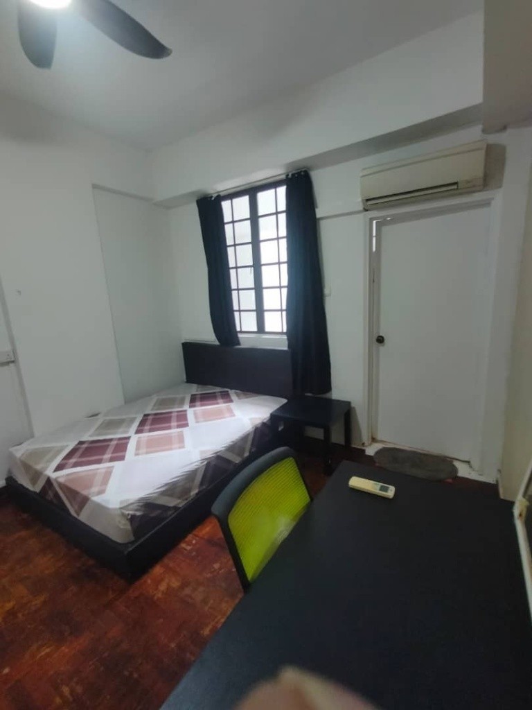 Room for Rent / Paya Lebar – Aljunied – Dakota MRT / Master Room / Available Immediate/ Moro Mansion - Paya Lebar 巴耶利嗒 - 整个住家 - Homates 新加坡
