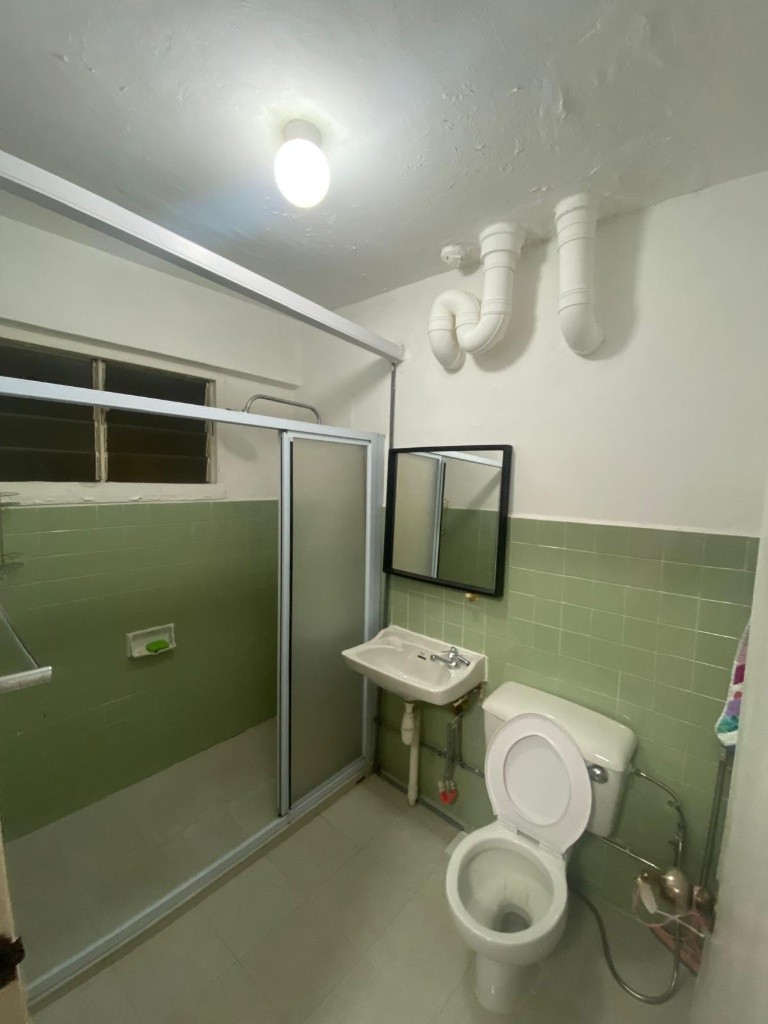 Available﻿ Immediately - Common Room/Include Utilities/Wifi/Aircon/No Agent Fee/Light Cooking Allowed/Washing Machine - Toa Payoh 大巴窑 - 分租房间 - Homates 新加坡