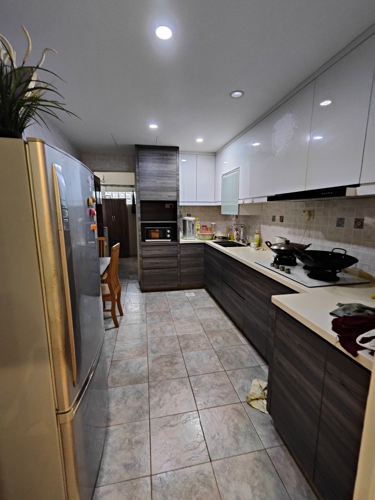 Room for rent / Kembangan, Eunos mrt / Common room / 1-2 pax stay/ Available 15 Jan - Eunos 友诺士 - 整个住家 - Homates 新加坡