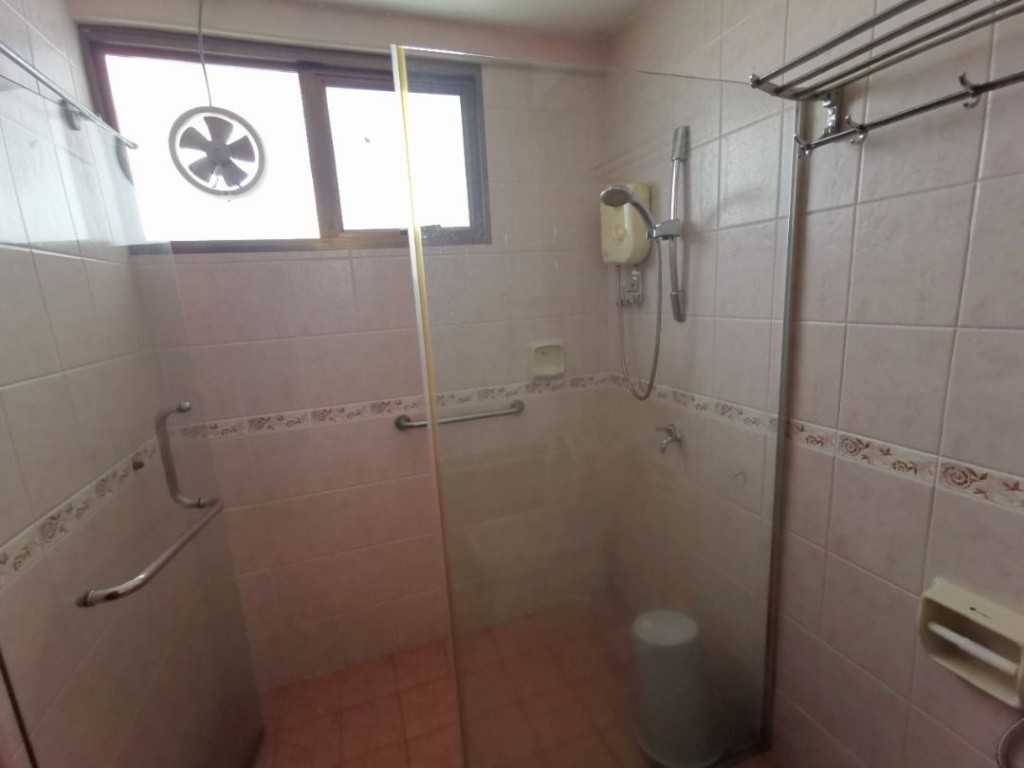 Room for rent / Braddell, Marymount, Caldecott MRT / Common room / 1-2pax stay / Available﻿ 16 Feb - Toa Payoh - Bedroom - Homates Singapore