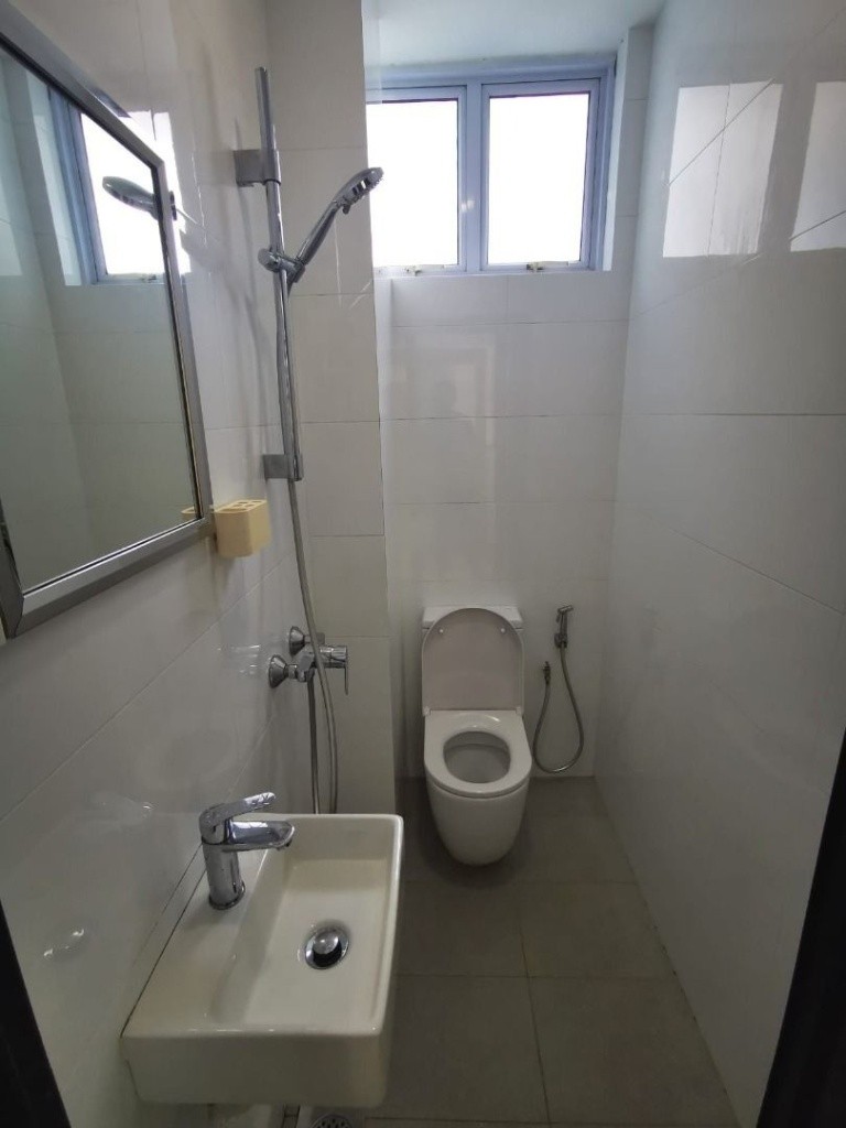 Room for rent / Toa Payoh, Boon Keng, Novena MRT / Common room / 1 pax stay / Available﻿ IMMEDIATE - Novena 诺维娜 - 分租房间 - Homates 新加坡