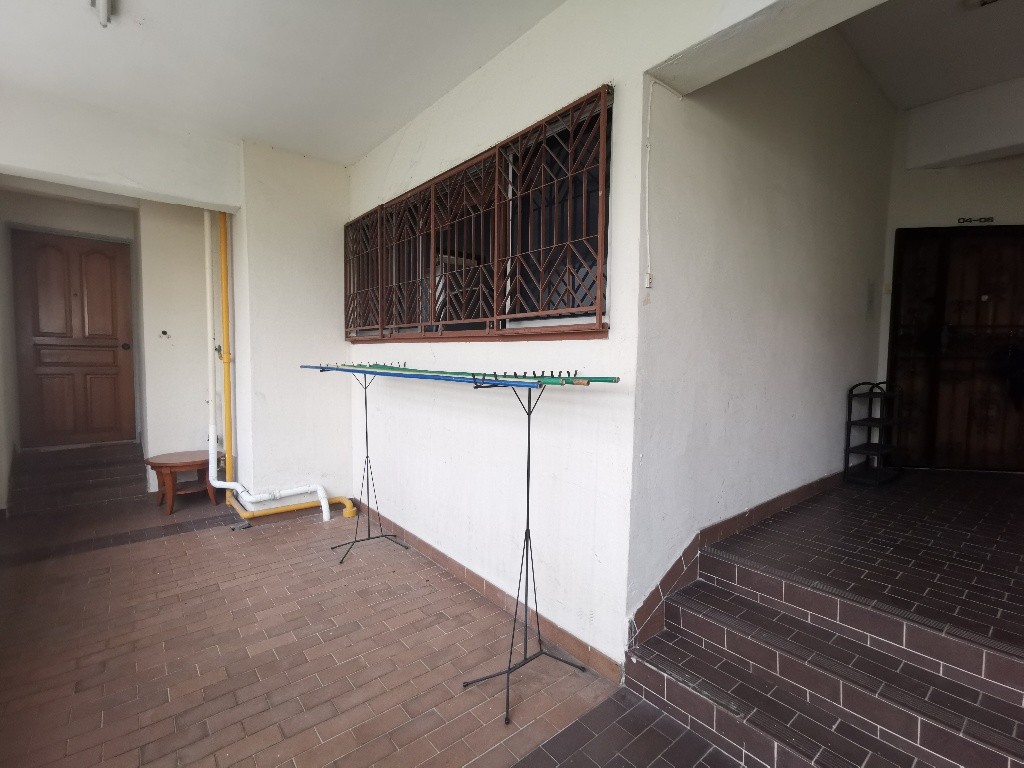 Available﻿ 30 April - Common Room/Include Utilities/Wifi/Aircon/No Agent Fee/Light Cooking Allowed/Washing Machine - Novena - Bedroom - Homates Singapore