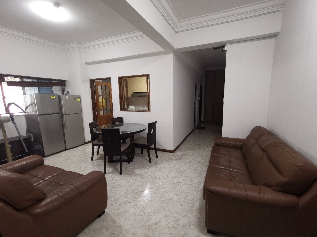 Available﻿ 30 April - Common Room/Include Utilities/Wifi/Aircon/No Agent Fee/Light Cooking Allowed/Washing Machine - Novena - Bedroom - Homates Singapore