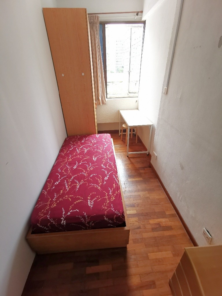 Available﻿ 30 April - Common Room/Include Utilities/Wifi/Aircon/No Agent Fee/Light Cooking Allowed/Washing Machine - Novena - Bedroom - Homates Singapore