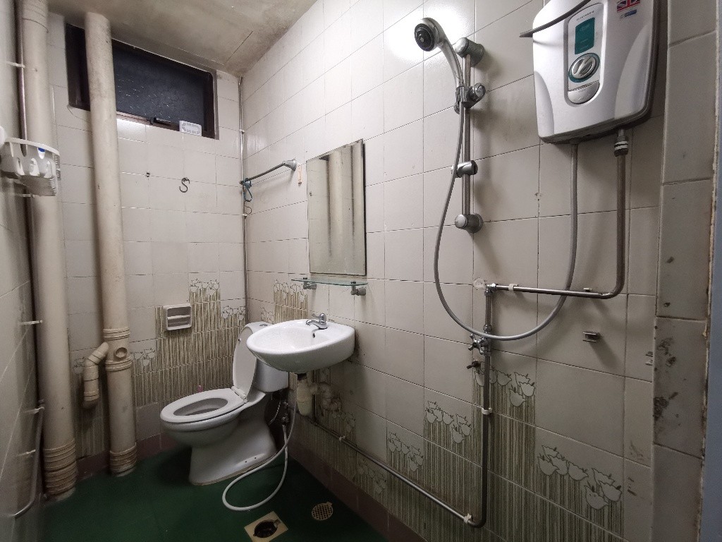 Available﻿ 30 April - Common Room/Include Utilities/Wifi/Aircon/No Agent Fee/Light Cooking Allowed/Washing Machine - Novena - Bedroom - Homates Singapore