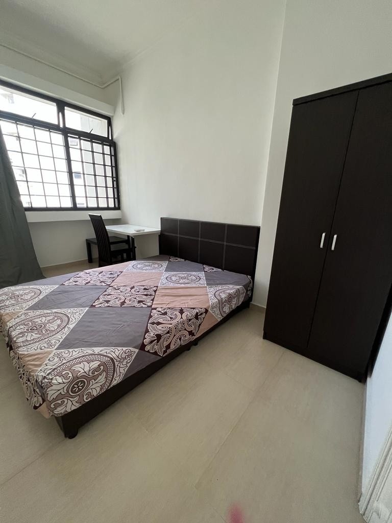 Available﻿ June 2 - Common Room/Include Utilities/Wifi/Aircon/No Agent Fee/Light Cooking Allowed/Washing Machine - Toa Payoh 大巴窑 - 分租房间 - Homates 新加坡