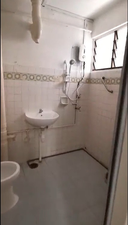 Available﻿ Immediate- Common Room/Include Utilities/Wifi/Aircon/No Agent Fee/Light Cooking Allowed/Washing Machine - Outram 欧南 - 分租房间 - Homates 新加坡
