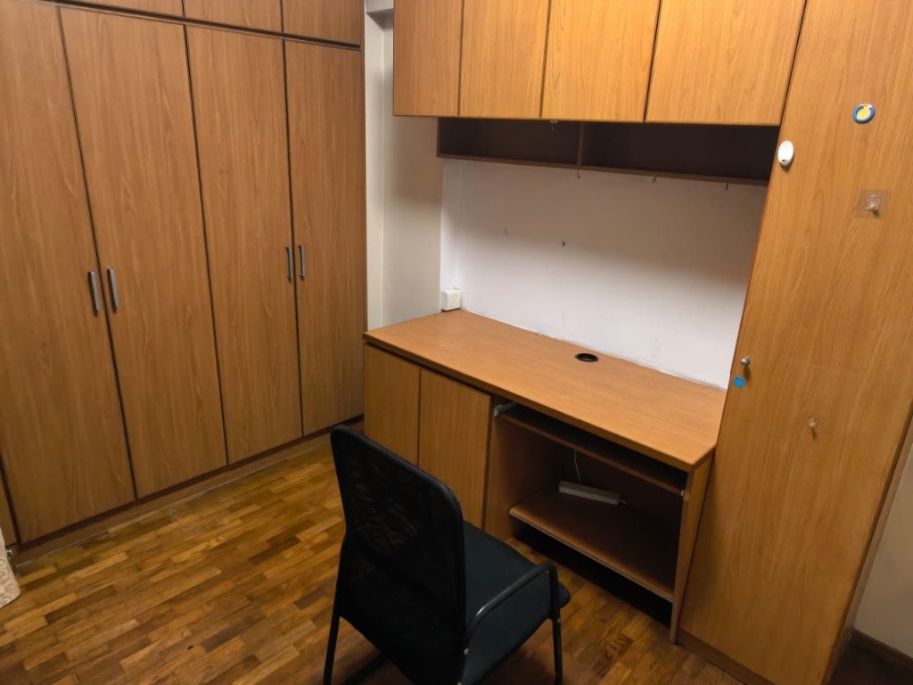 Available﻿ Immediate- Common Room/Include Utilities/Wifi/Aircon/No Agent Fee/Light Cooking Allowed/Washing Machine - Clementi 金文泰 - 分租房间 - Homates 新加坡