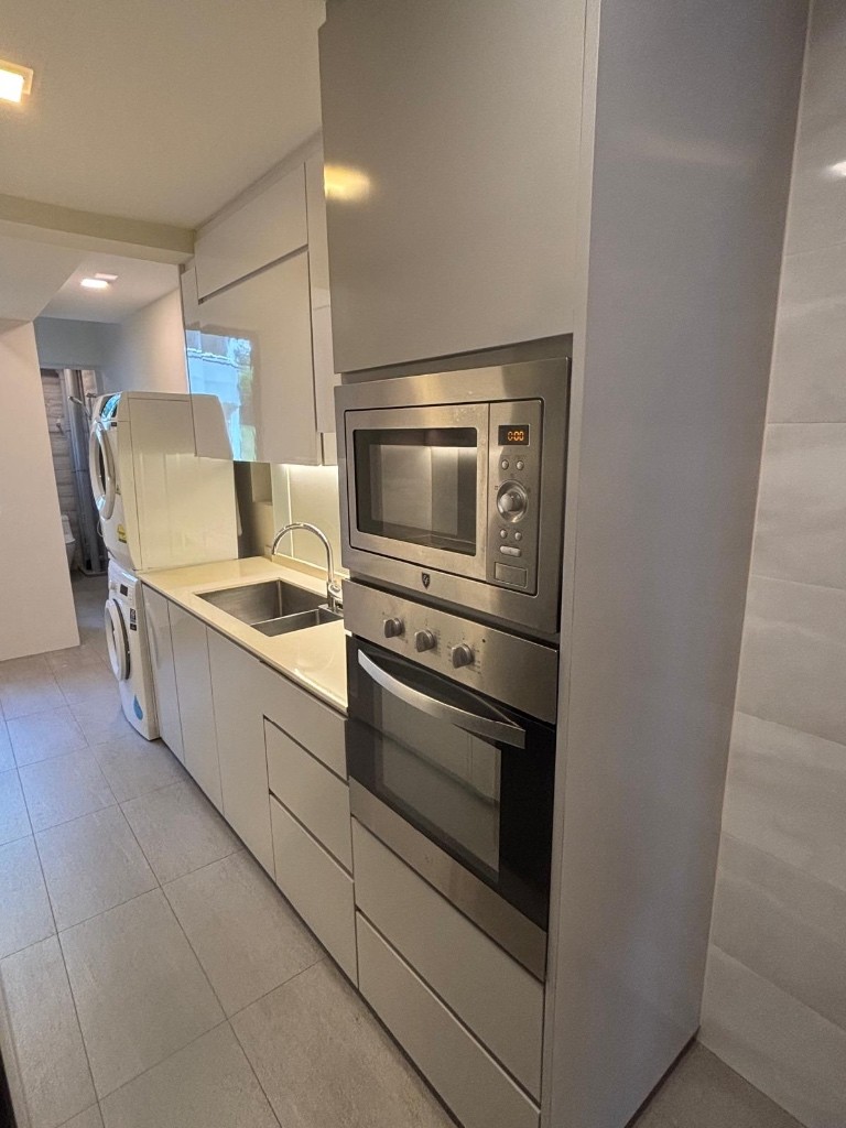 Available﻿ Immediately - Master Room/Include Utilities/W ifi/Aircon/No Agent Fee/Light Cooking Allowed/Washing Machine - Toa Payoh - Flat - Homates Singapore