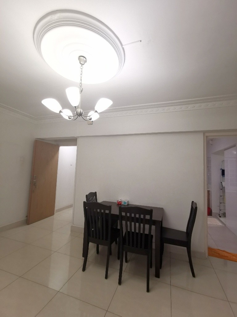 Room for rent /Clementi Park / Jurong / Common room / 1pax stay / Available July 30 - Clementi - Flat - Homates Singapore