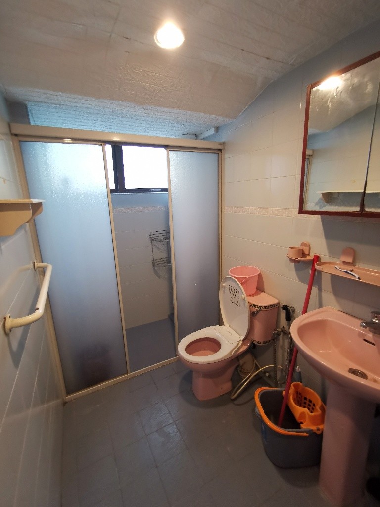 Room for Rent/10B Braddell Hill, Singapore 579721/ For 1 pax/ Available Immediately - Ang Mo Kio - Flat - Homates Singapore