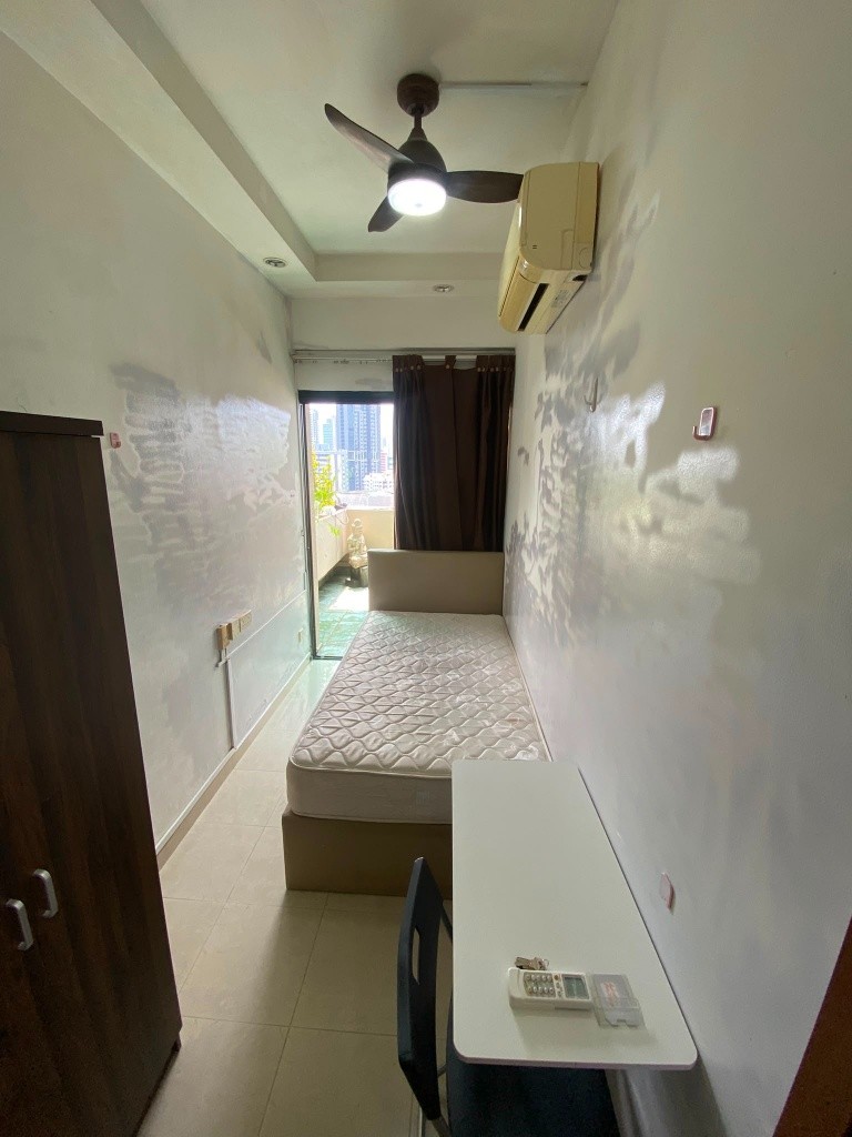 Room for Rent/ Available Immediate/Include Utilities/Wifi/Aircon/No Agent Fee/Light Cooking Allowed/Washing Machine - Toa Payoh 大巴窑 - 整个住家 - Homates 新加坡