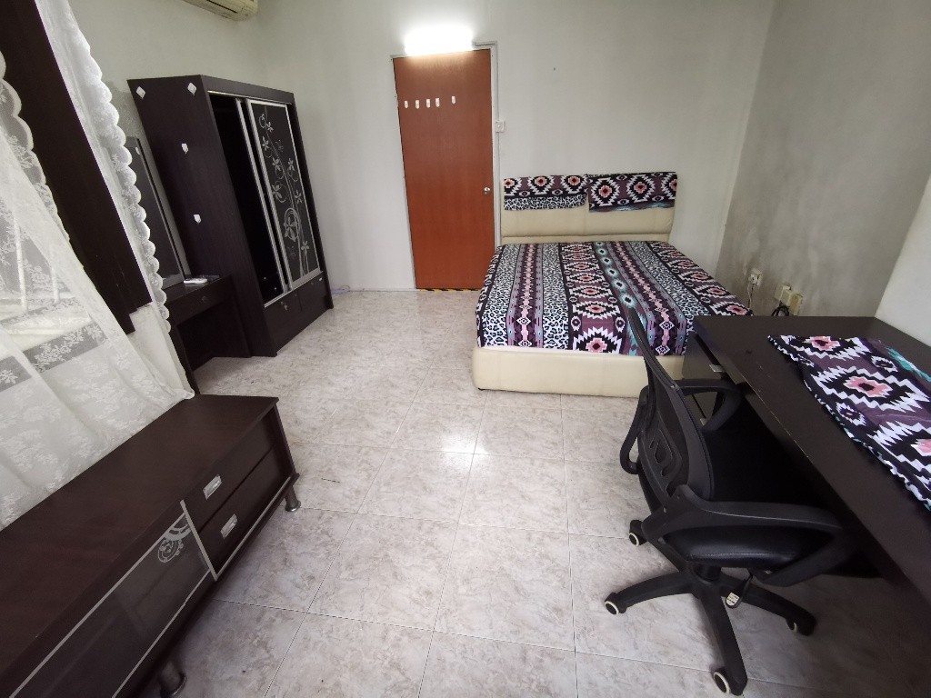 Available Aug 1 - Condo Common Room at Balestier - Novena - Flat - Homates Singapore